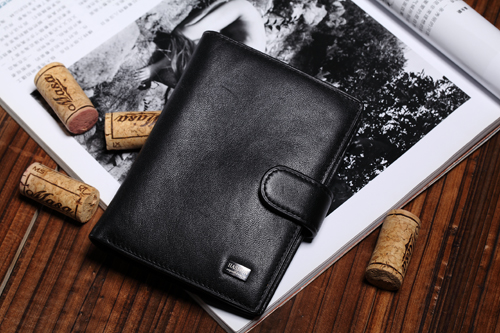 <a href='../product/index.html' class='keys' title='Click to check the relevant information of wallet' target='_blank'>wallet</a>